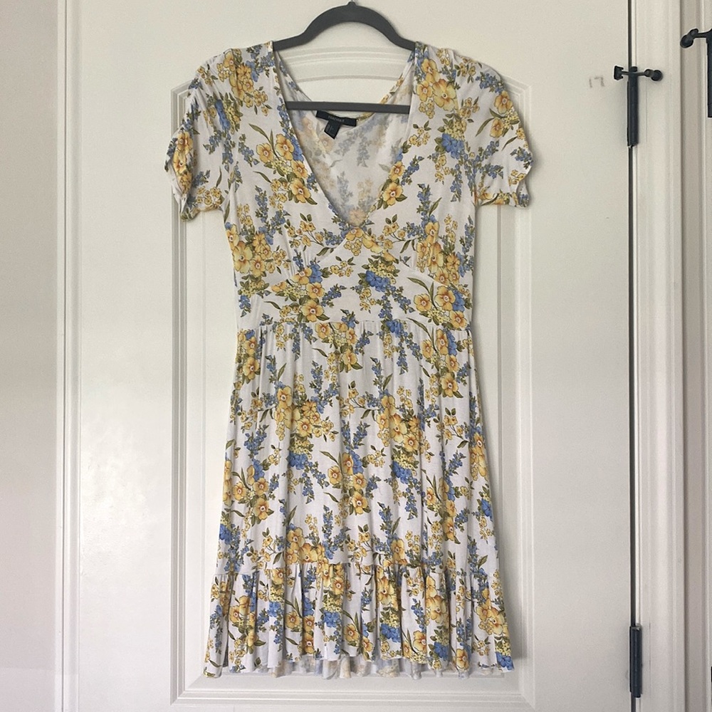 Forever 21 causal dress. Size L. Only worn once!
